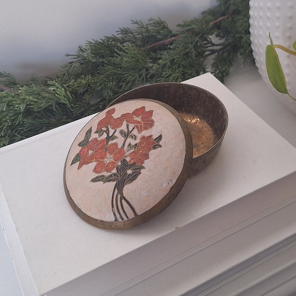 Vintage brass trinket dish chinoiserie floral pattern